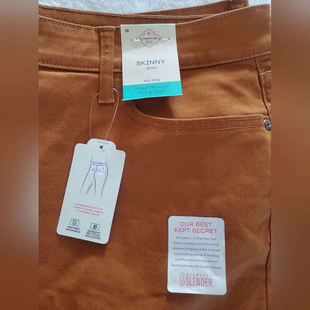 New St Johns Bay Mid Rise Secretly Slender Skinny Jeans Size 18 - Picture 2 of 7